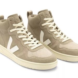 Veja Women’s Beige High-Top Sneakers